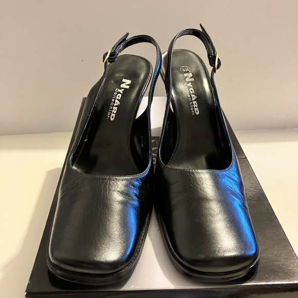 Nygard ladies size 6M leather sling back Shies, new in box. - Picture 2 of 6